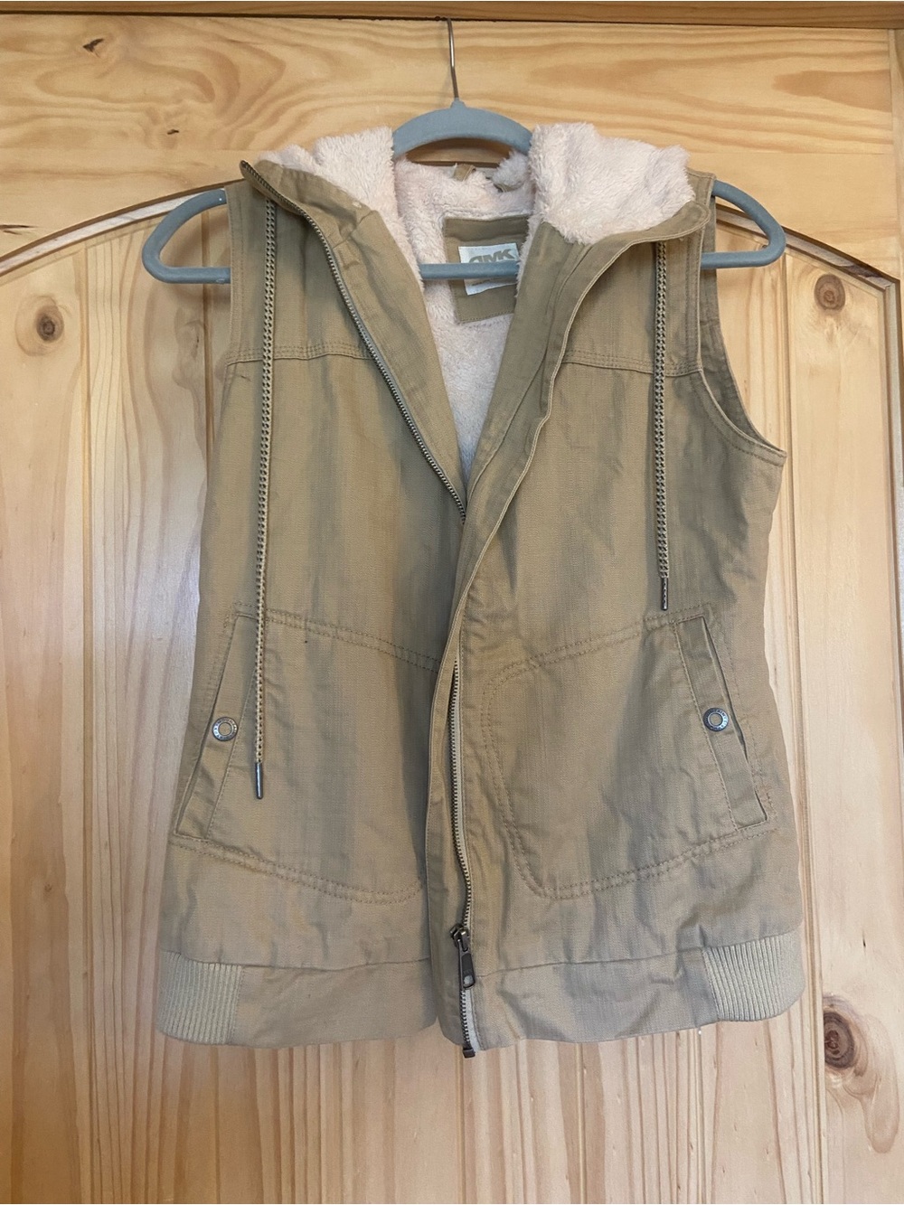 MK Mountain Khakis Tan Sherpa-Lined Hooded Vest size Medium